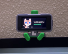 The WebScreen has a 2-inch AMOLED display. (Image source: nishad2m8 / YouTube)