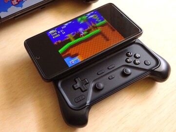 Abxylute M6 magnetic mobile controller (engineering prototype).