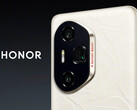 Honor 300 Ultra sports a 3.8x periscope telephoto camera on the back (Image source: Honor - edited)
