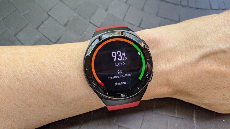 Huawei watch gt 2e vs honor magicwatch discount 2