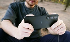 The Xperia 1 VI has an innovative telephoto camera with continuous zoom lens. (Image source: Sony)