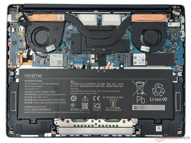 Realme Book (Slim) internals