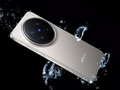 A new main camera may be one of the biggest differences between the X200 Pro and X300 Pro. Former pictured. (Image source: Vivo)
