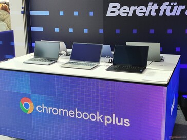 Chromebooks in the Intel Experience Store (image source: Benjamin Herzig)