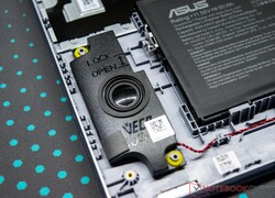 The Asus ExpertBook P1's speakers