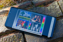 Samsung bundling a free Chromebook with every purchase of a Galaxy S9 or S9 Plus Samsung bundling a free Chromebook with every purchase of a Galaxy S9 or S9 Plus