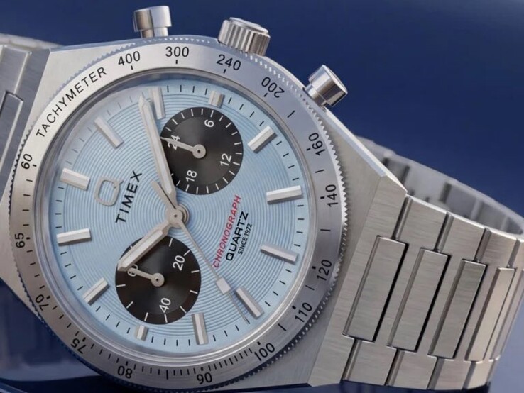 Timex TW2Y92400 featuring an ice-blue radial CD-style dial, black sub-dials,