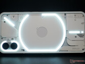 Nothing can be done about the quality of the speakers in the Phone (1). (Image source: NotebookCheck)