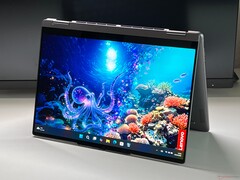 The Lenovo Yoga 7 14 2in1 G10 (Image source: Notebookcheck)