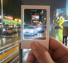 Holding the InstantSnap at just the right distance from the eye should be the key to accurate-ish framing (Image source: Escura)