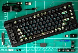 Lemokey L1 HE packaging contents