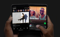 Android 12L will likely be the last major OS update for the original Surface Duo. (Image source: Microsoft)