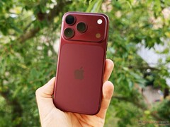 The Apple iPhone 18 Pro (Max) changes image processing when the shutter speed is set manually.