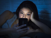 Staying up late's a problem, even if night mode is on (Image source: Healthysurvival)