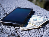 Q4 2017 saw Gartner record the first decline in smartphone sales. (Source: TheDigitalWay/Pixabay)