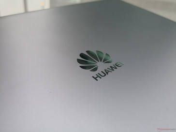 The first Huawei notebook to finally adorn the recognizable logo on the outer lid