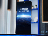 OnePlus 13 will feature the BOE X2 display (Image source: Louis Lee on Weibo)