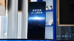 OnePlus 13 will feature the BOE X2 display (Image source: Louis Lee on Weibo)