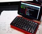 The finished RPi-based mini laptop project. (Image source: Igor Brkić) 