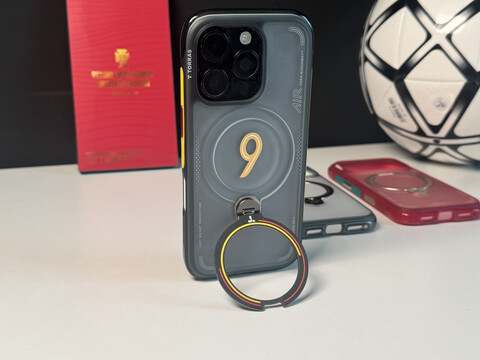 Review of Torras' Limited-Edition World Cup Case