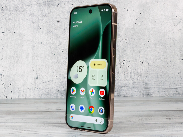 Google Pixel 10 Pro. (Image source: Daniel Schmidt)