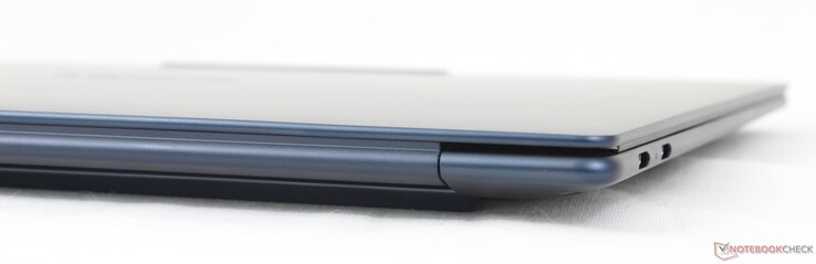 Rear: No ports