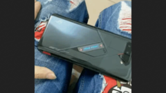 A recent ROG Phone 5 leak. (Source: YouTube)