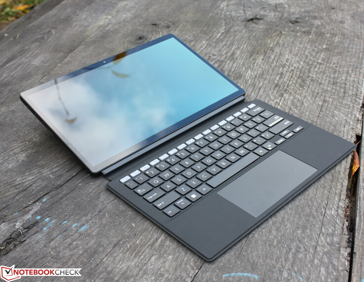 Vivobook 13 Slate OLED (T3300), not yet available in stores