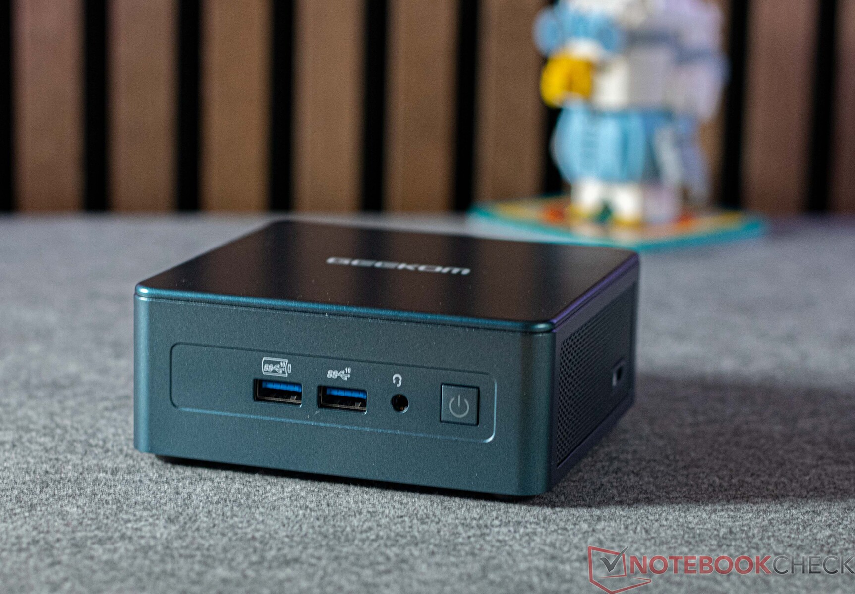 GEEKOM Mini PC Mini IT12, 12th Gen Intel i5-12450H NUC12 Mini