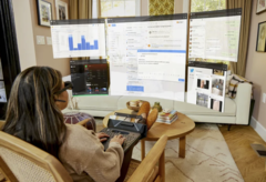 The Spacetop augmented reality laptop. (Source: Sightful)