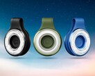 SparkO can be attached to a smartphone, jacket or tent.