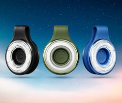 SparkO can be attached to a smartphone, jacket or tent.