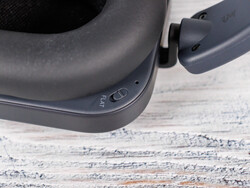 Flat mode can be activated using a slide switch.