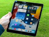 The popular iPad 9th Generation is selling for under $200 on Amazon (Image source: Notebookcheck)