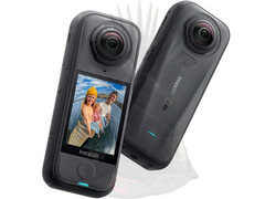 The Insta360 X4 Air in its Graphite Black colour option. (Image source: via Igor Bogdanov)