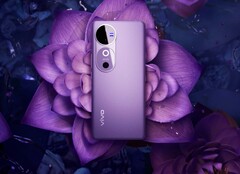 Even the cheaper Vivo V40 has a 4,500 nits bright AMOLED display. (Image source: Vivo)