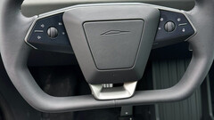 Steering wheel design differs (Image source: Greggertruck/X)