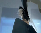 Cybertruck windshield cracks when stepped on (Image source: TOSV/YT)