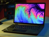 In our in-depth review, the Lenovo ThinkPad X13 Yoga was praised for its good QHD touchdisplay (Image source: Benjamin Herzig)