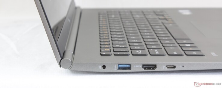 LG Gram 17Z990 (i7-8565U. WQXGA) Laptop Review - NotebookCheck.net 