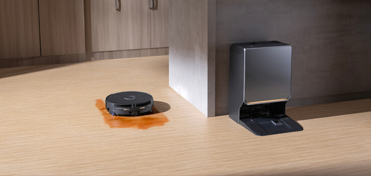 The Narwal Flow 2 mops with a 60 °C Track-Mop mopping system.