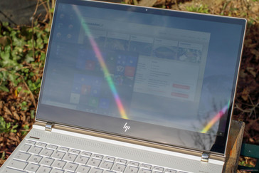 the HP Spectre 13 in sunlight