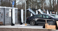 The new Supercharger design (image: @fritsvanens/Twitter)