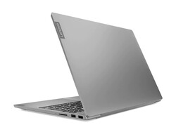 Lenovo IdeaPad S540-15IML, review device provided by:
