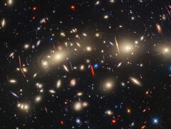 An image of the MACS J0416 galaxy cluster taken with the James Webb and Hubble space telescopes (Image source: NASA, ESA, CSA, STScI)