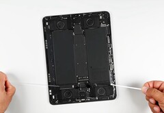 The Apple iPad is nearly impossible to repair, and expensive replacement parts make repairs less attractive. (Image source: iFixit)