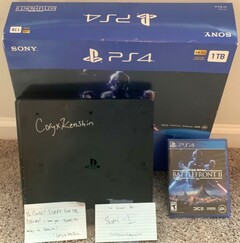 CoryxKenshin autographed PlayStation 4 console now on eBay for US$25,000 (Source: eBay)