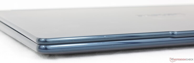 Front: No ports