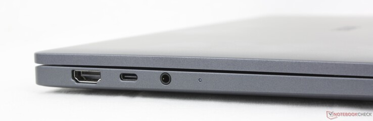 Left: HDMI 2.1, USB-C Thunderbolt 4 w/ DisplayPort 2.1 + Power Delivery 3.1, 3.5 mm headset