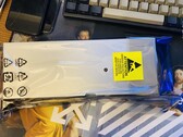 Fanless design and no ports (Image Source: Codefordl on Zhihu)